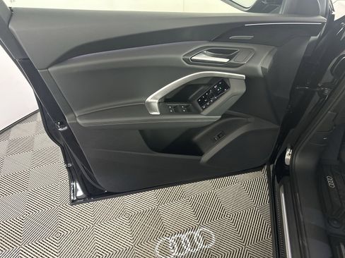 Used 2025 Audi Q5 Premium Plus w/ Premium Plus image 15