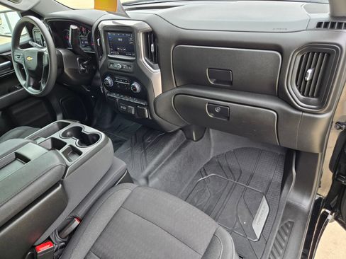 Used 2022 Chevrolet Silverado 1500 Custom RWD image 24