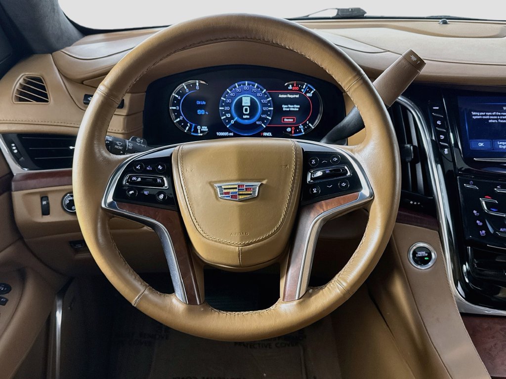 Used 2017 Cadillac Escalade ESV Platinum AWD/4WD image 13