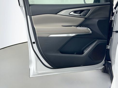 New 2026 Chevrolet Traverse LT image 18