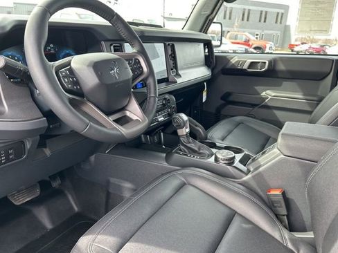 New 2026 Ford Bronco Badlands image 15