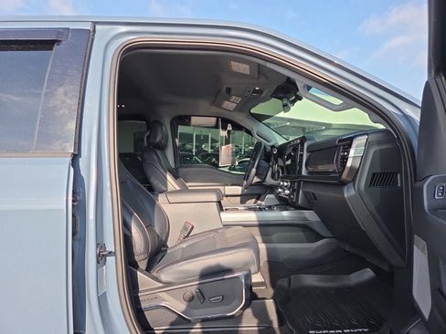 Used 2023 Ford F250 Lariat w/ Sport Appearance Package image 23