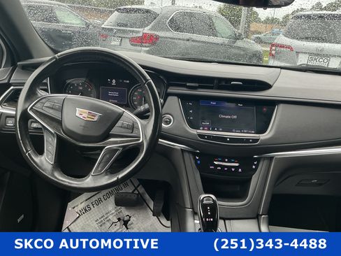 Used 2020 Cadillac XT5 Premium Luxury FWD image 15