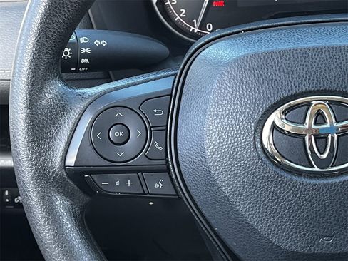 Used 2024 Toyota RAV4 LE image 12
