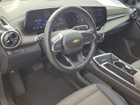 Certified 2025 Chevrolet Equinox LT w/ Convenience Package II AWD/4WD image 17