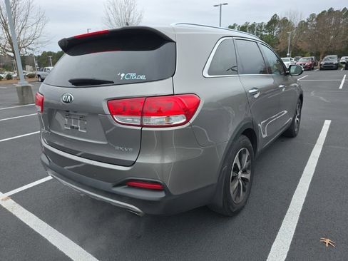 Used 2016 Kia Sorento EX w/ EX Touring Package image 7