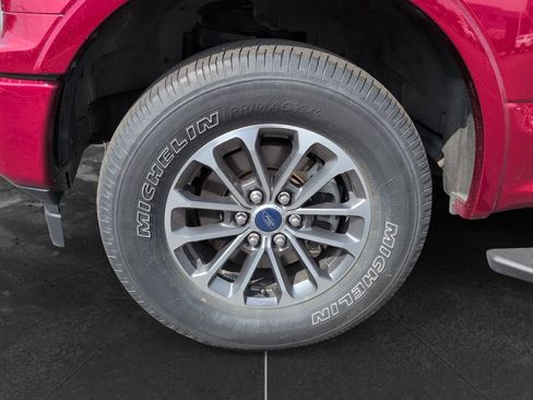 Used 2018 Ford F150 XLT w/ Equipment Group 302A Luxury AWD/4WD image 12