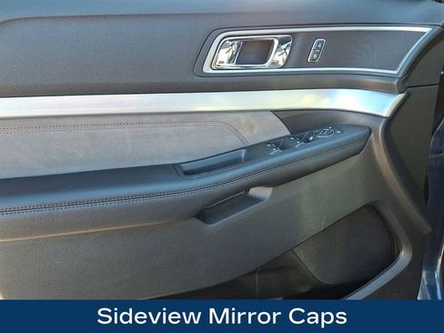 Used 2017 Ford Explorer XLT w/ Equipment Group 202A image 17