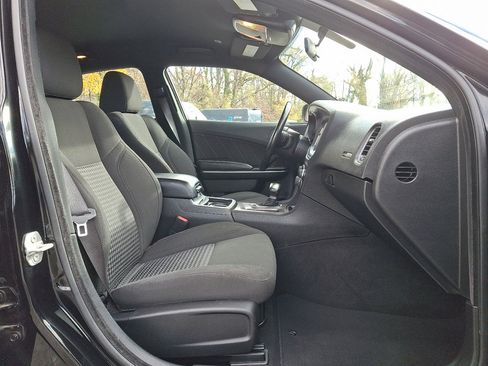 Used 2023 Dodge Charger SXT image 11