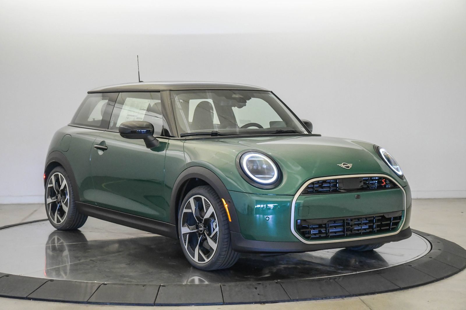 New 2026 MINI Cooper S FWD image 5