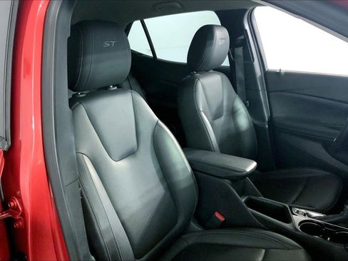 Used 2024 Buick Encore GX Sport Touring AWD/4WD image 7