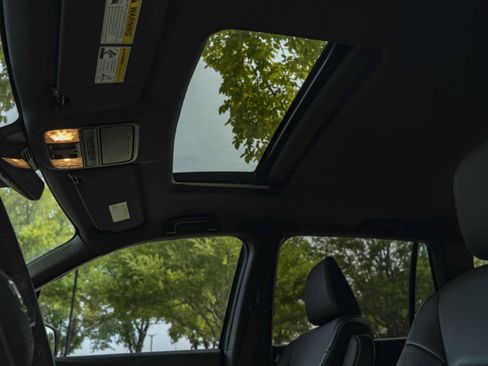 Used 2023 Honda Passport EX-L image 34