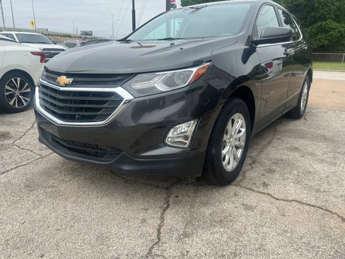 Used 2021 Chevrolet Equinox LT FWD image 4