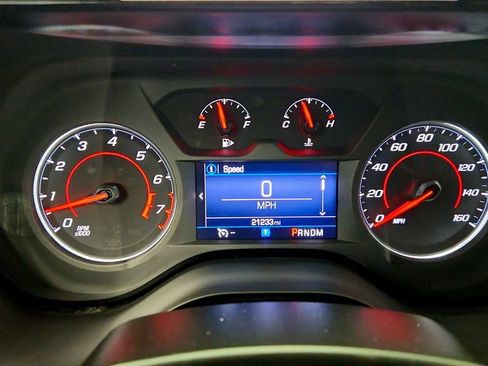 Used 2022 Chevrolet Camaro LT w/ Technology Package image 14