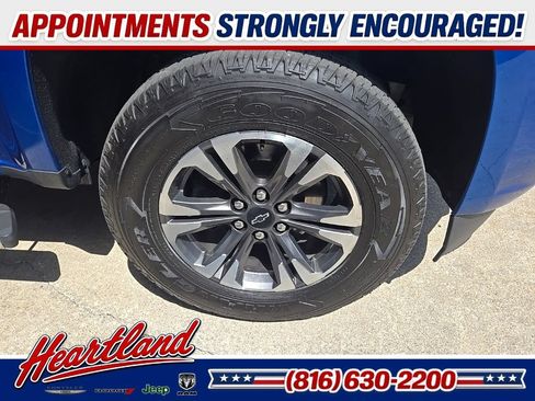 Used 2021 Chevrolet Colorado Z71 AWD/4WD image 35