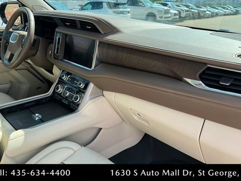 Used 2023 GMC Yukon Denali AWD/4WD image 25