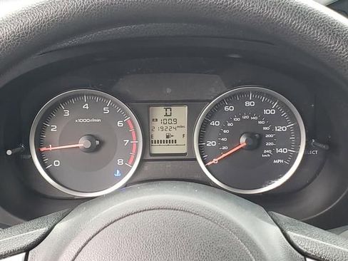 Used 2017 Subaru Forester 2.5i Premium w/ All-Weather Package image 19