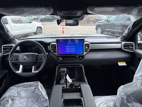 New 2026 Toyota Tundra Limited AWD/4WD image 11