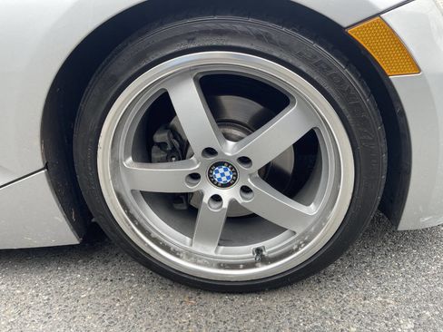 Used 2006 BMW Z4 3.0i image 14