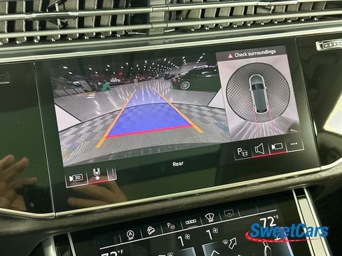 Used 2025 Audi Q8 Prestige image 28