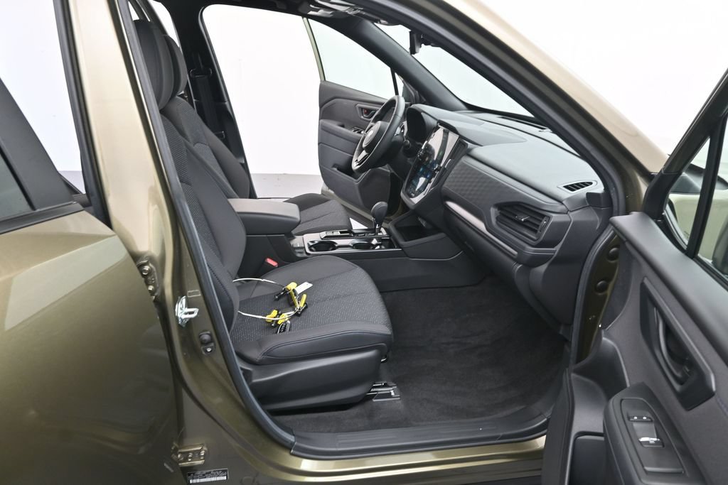 Used 2026 Subaru Forester Premium AWD/4WD image 24