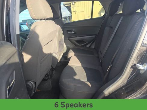 Used 2020 Chevrolet Trax LS w/ Tint and Cruise Package FWD image 9