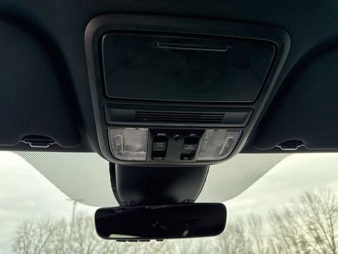 Used 2023 Honda Odyssey Sport image 31