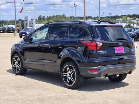 Used 2019 Ford Escape SEL FWD image 4