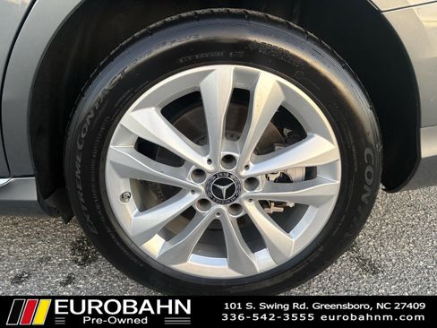 Used 2019 Mercedes-Benz C 300 4MATIC Sedan image 34
