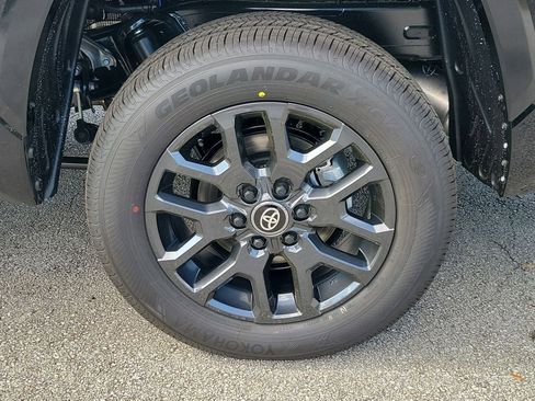 New 2026 Toyota Tundra Platinum image 5