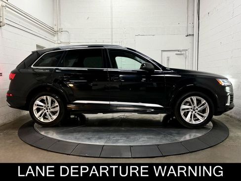 Used 2024 Audi Q7 3.0T Premium Plus AWD/4WD image 9