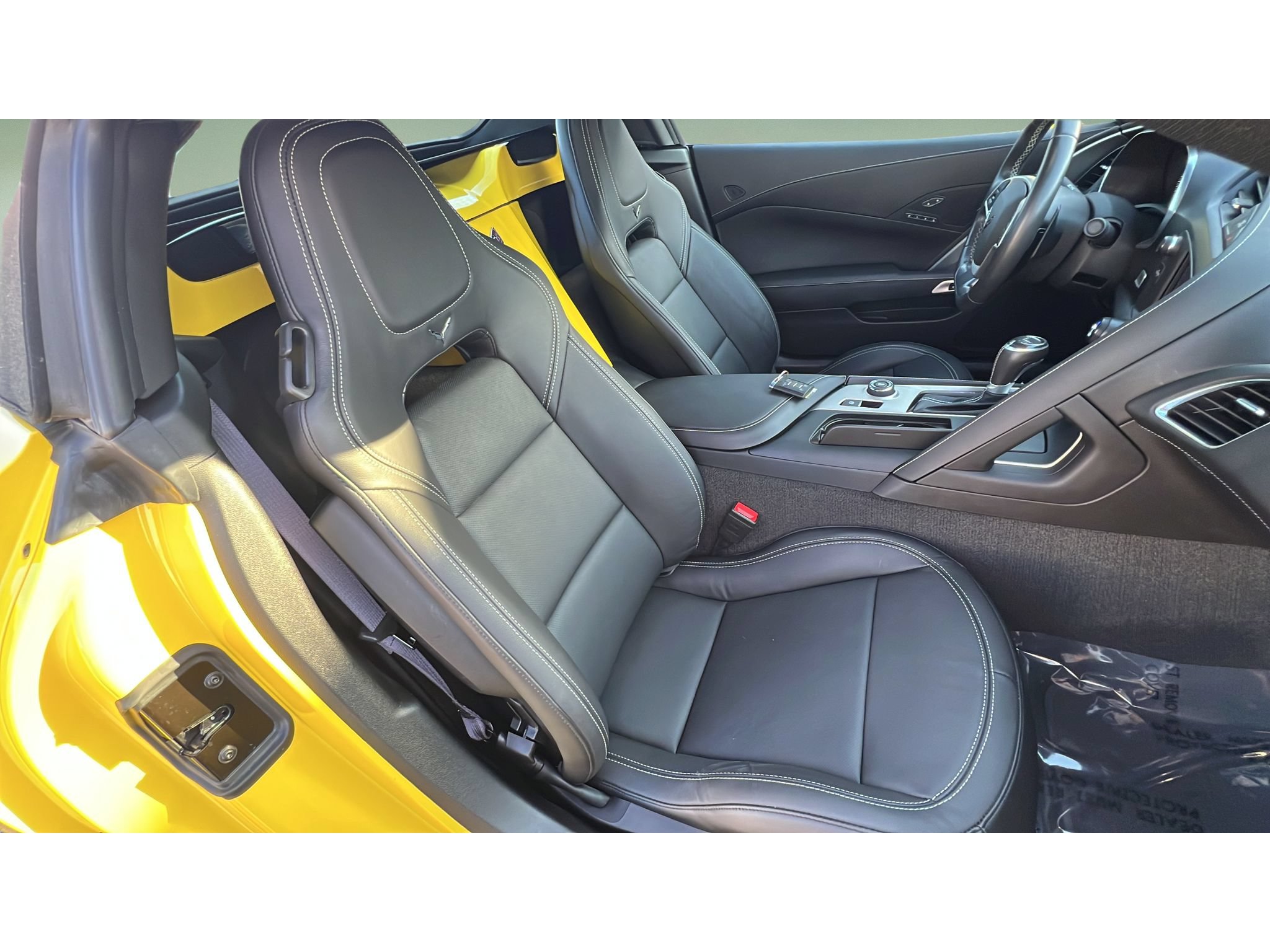 Certified 2016 Chevrolet Corvette Stingray Convertible w/ 2LT Preferred Equipment Group RWD image 30
