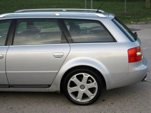 Used 2003 Audi S6 Avant image 8