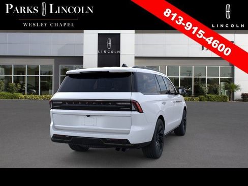 New 2026 Lincoln Navigator Reserve w/ Jet Appearance Package AWD/4WD image 8