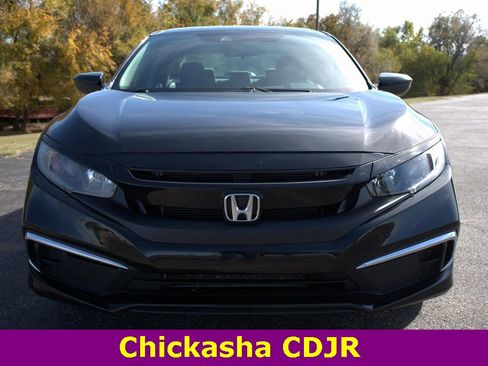 Used 2019 Honda Civic LX image 2