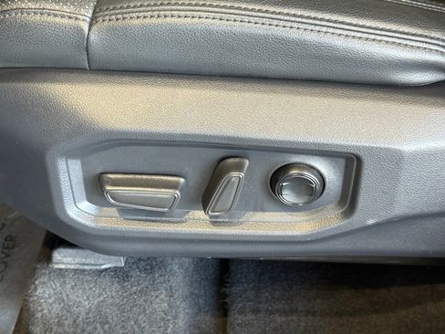 Used 2022 Toyota Tundra SR5 image 16