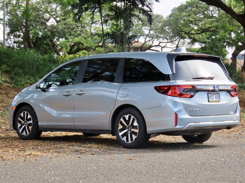 Used 2025 Honda Odyssey EX-L image 7