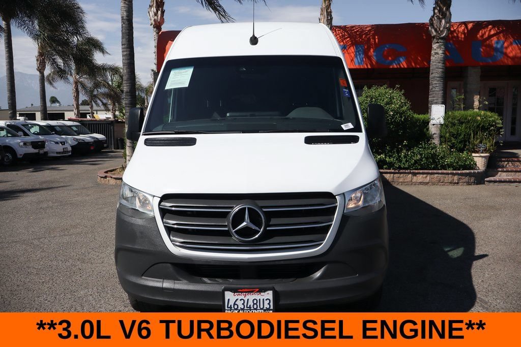Used 2019 Mercedes-Benz Sprinter 2500 image 3