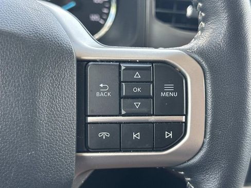 Used 2024 Ford Expedition XLT AWD/4WD image 26