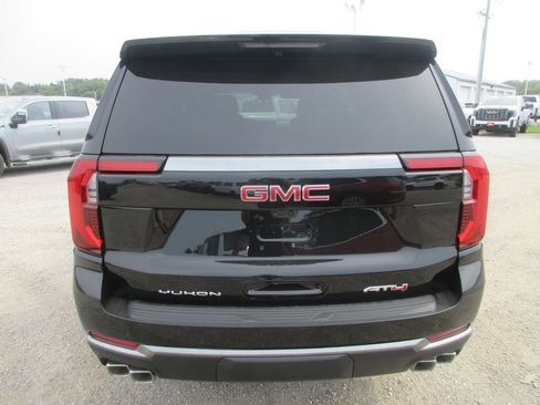New 2026 GMC Yukon XL AT4 w/ AT4 Premium Package AWD/4WD image 5