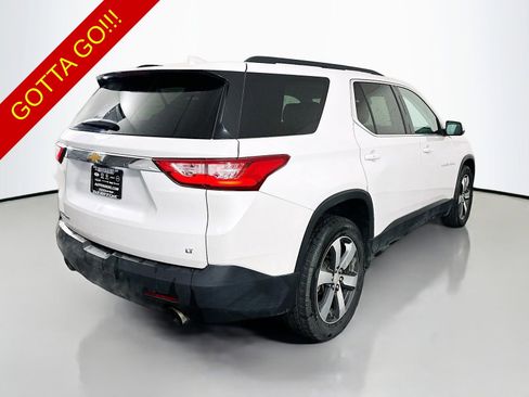 Used 2021 Chevrolet Traverse LT w/ LT Premium Package AWD/4WD image 7
