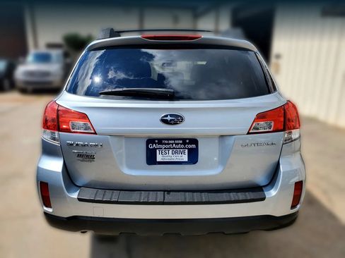 Used 2013 Subaru Outback 2.5i Premium w/ All-Weather Pkg AWD/4WD image 14