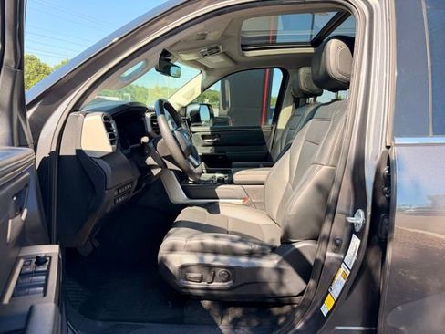 Used 2023 Toyota Tundra Limited w/ Power Package AWD/4WD image 23