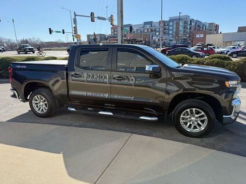 Used 2021 Chevrolet Silverado 1500 LT image 4