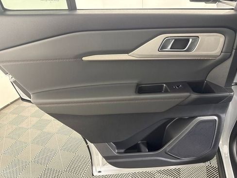 New 2026 Ford Explorer Active image 20