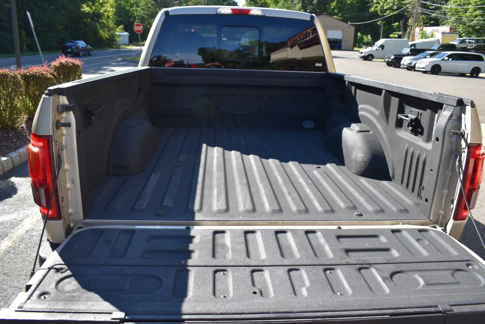 Used 2017 Ford F150 XLT w/ Equipment Group 302A Luxury RWD image 48