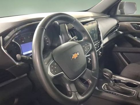 Used 2023 Chevrolet Traverse LT AWD/4WD image 27