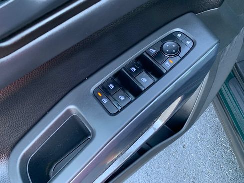 Used 2023 Nissan Pathfinder Rock Creek AWD/4WD image 19