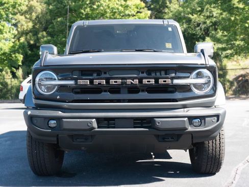 Used 2024 Ford Bronco Outer Banks AWD/4WD image 3