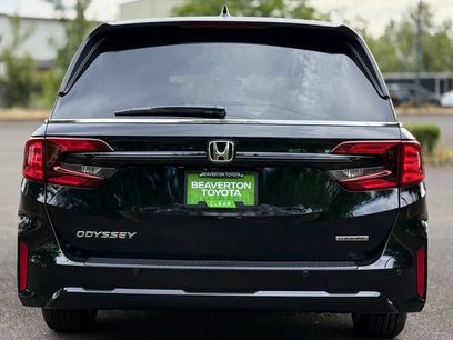 Used 2025 Honda Odyssey Touring